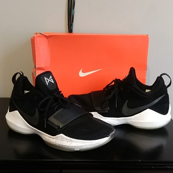 Nike Zoom Assersion - Picture 4 of 9